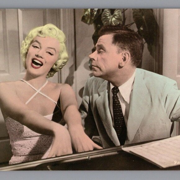 Marilyn Monroe Postcard Seven Year Itch 1955 Renewed 1983 Unposted PC USA - Picture 3 of 4